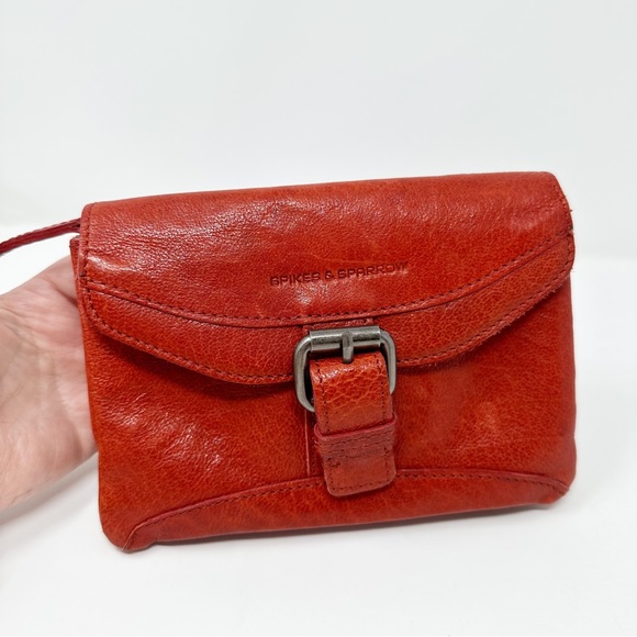 SPIKES & SPARROW RED LEATHER WAIST BAG WITH BUCKLE/FANNY PACK - Picture 13 of 15